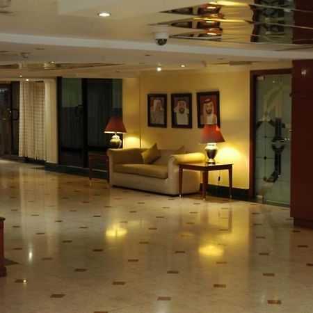 London Crown 2 Hotel Apartments 두바이 외부 사진