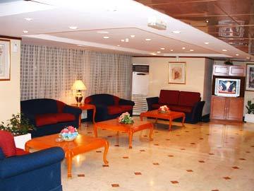 London Crown 2 Hotel Apartments 두바이 외부 사진