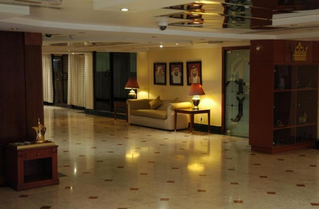 London Crown 2 Hotel Apartments 두바이 외부 사진